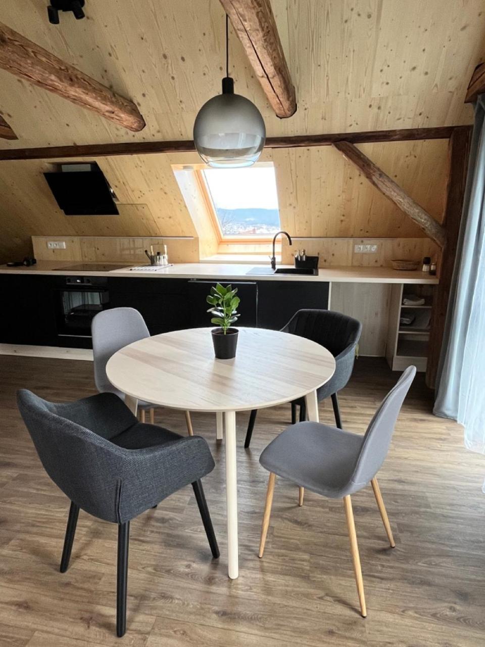 Sanky Apartmany Liberec Exteriör bild