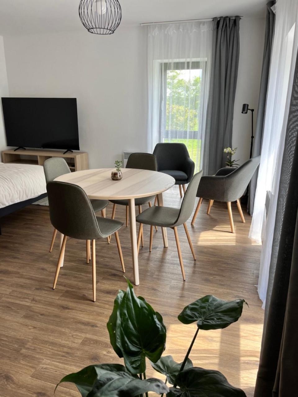 Sanky Apartmany Liberec Exteriör bild
